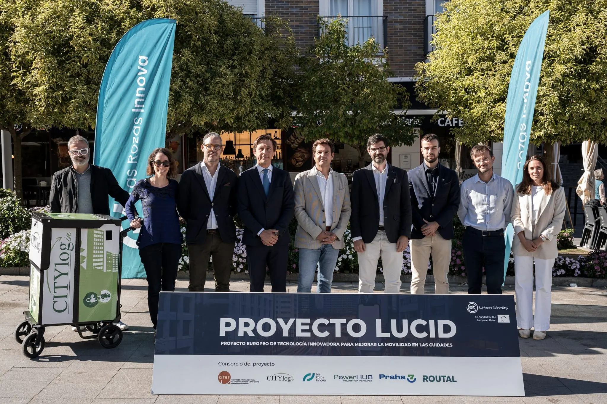 foto-familia-LUCID